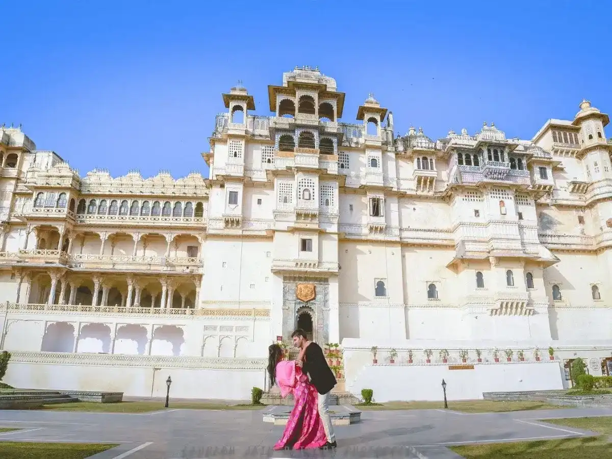 Top Pre-Wedding Shoot Places in Udaipur Top Pre-Wedding Shoot Places in Udaipur