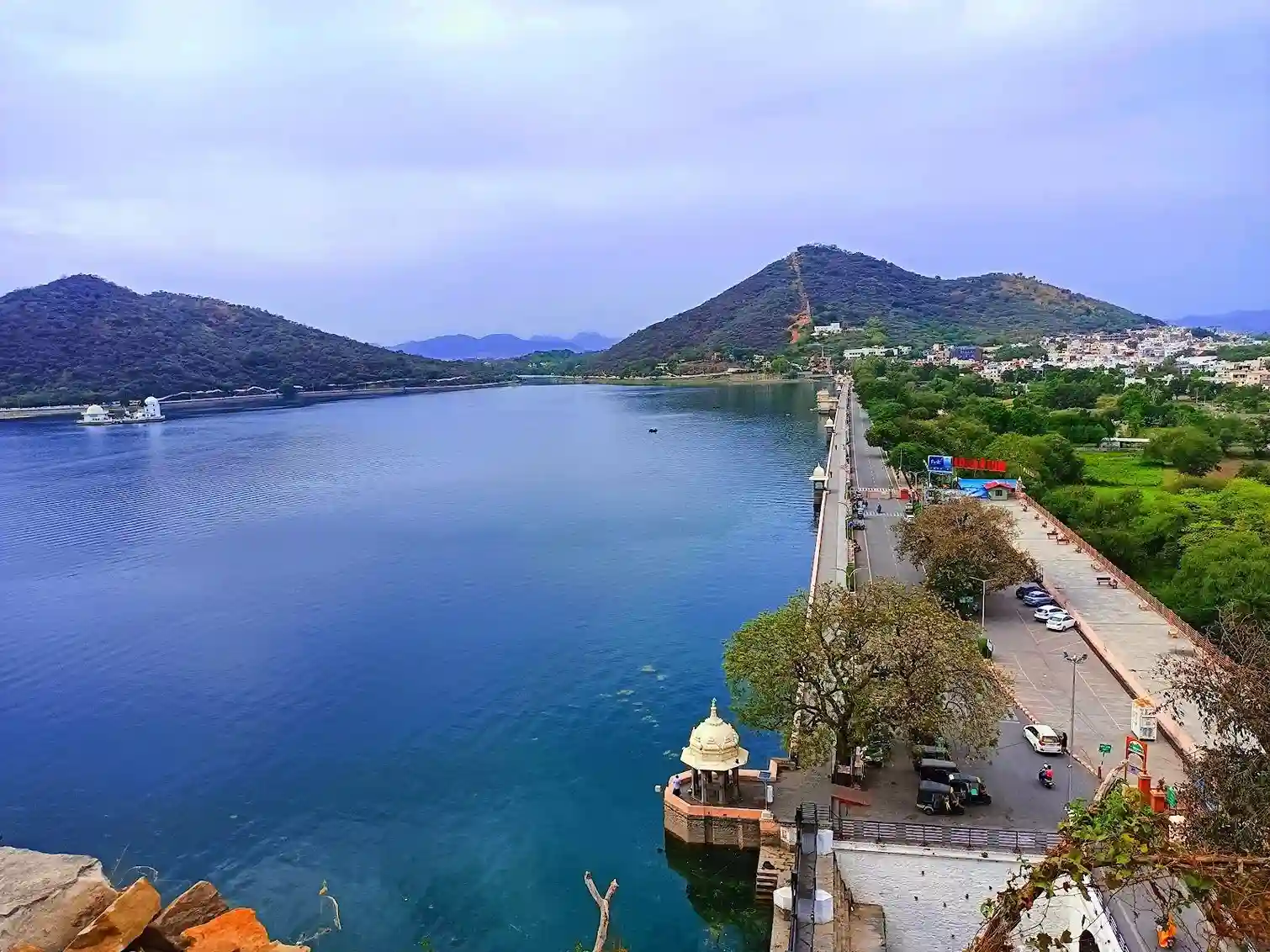 Fateh Sagar Lake